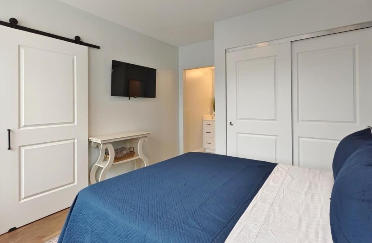 Fun Cozy Apts - 1 25 Mile Walk To Tiaa Bnk Fld Jacksonville Exterior photo